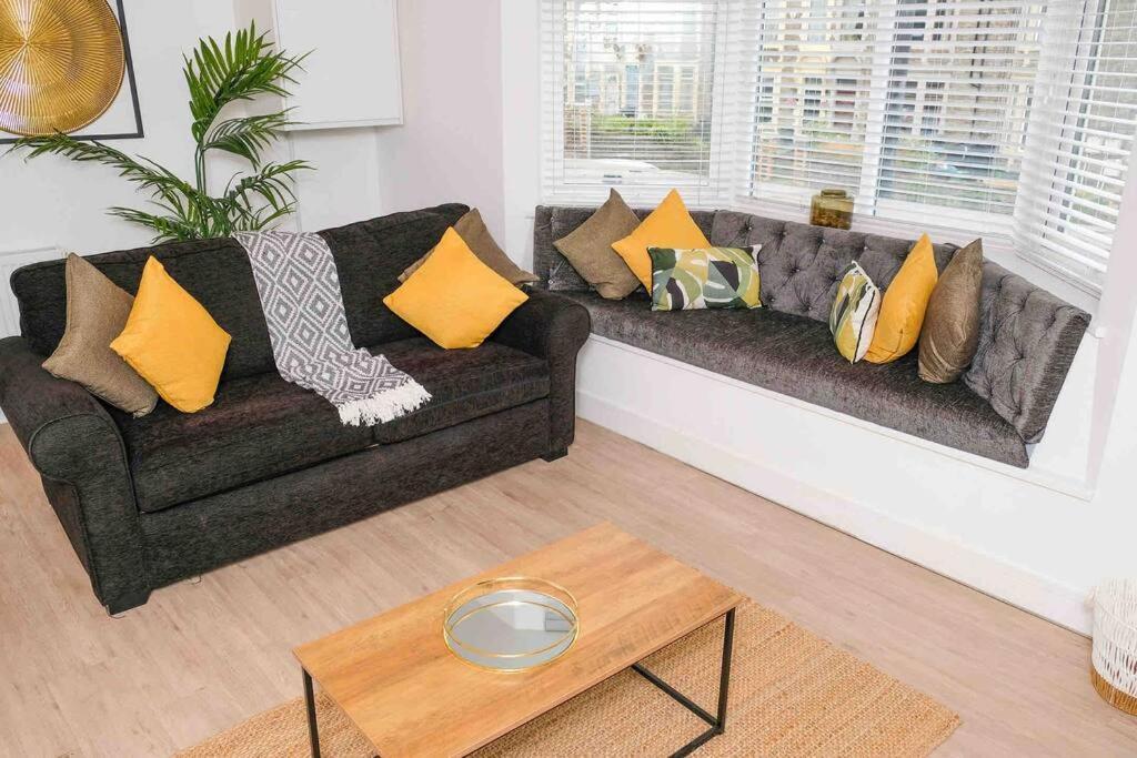Garden Of Eden 1 Bedroom Flat In Fishponds Бристоль Экстерьер фото